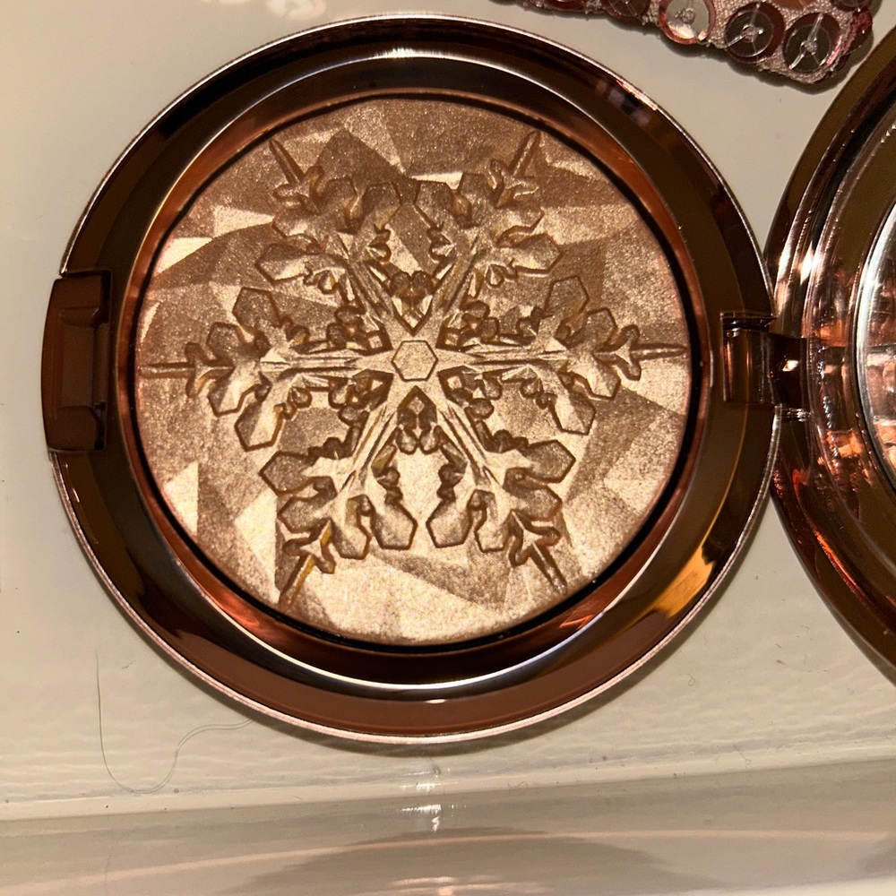 Bronze Snowflake Highlighter Limited Edition